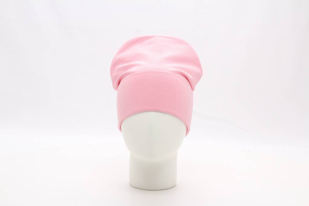 Шапка с отворотом трикотажная