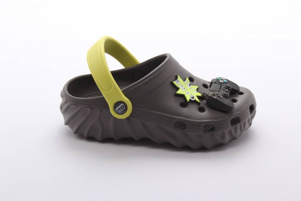 Обувь пляжная