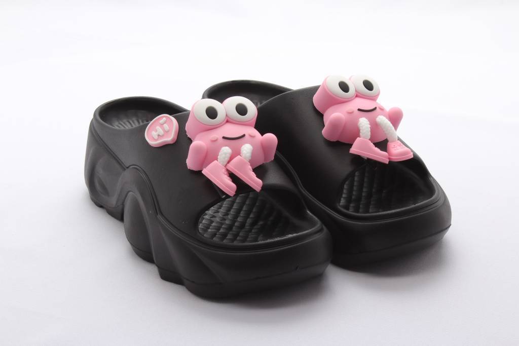 Обувь пляжная