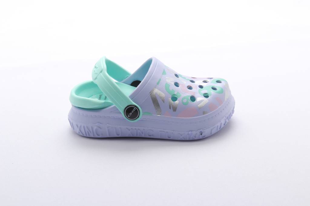 Обувь пляжная