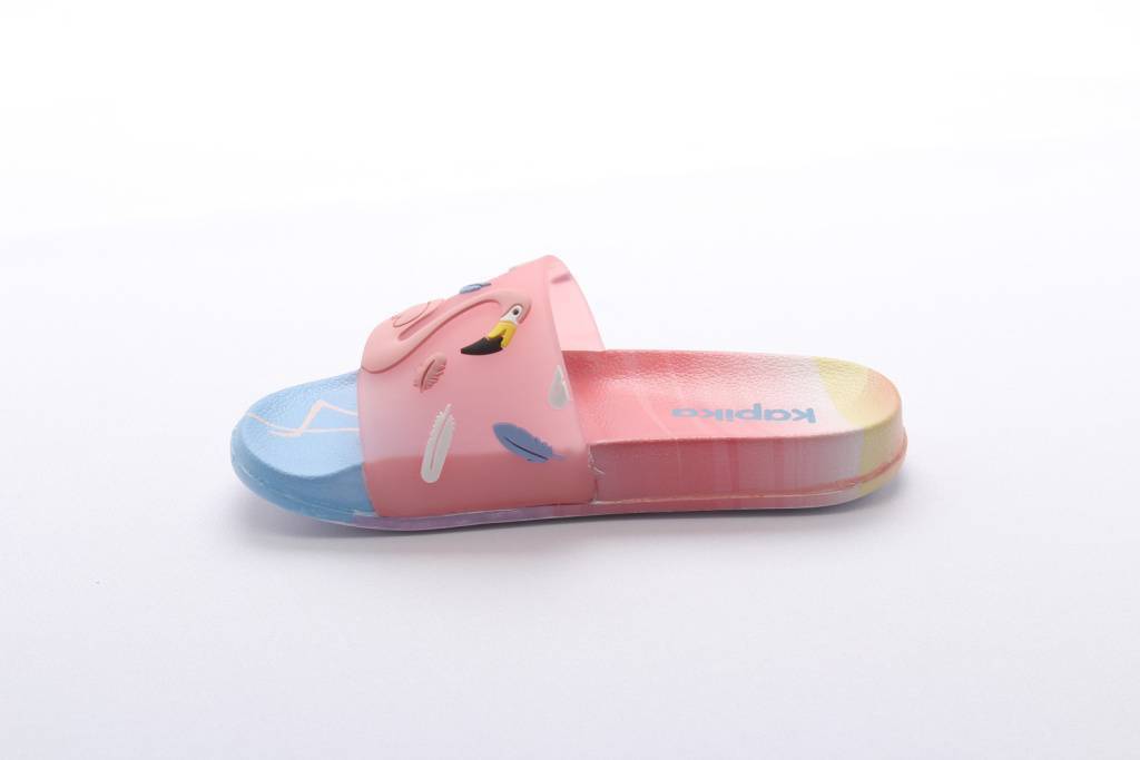 Обувь пляжная