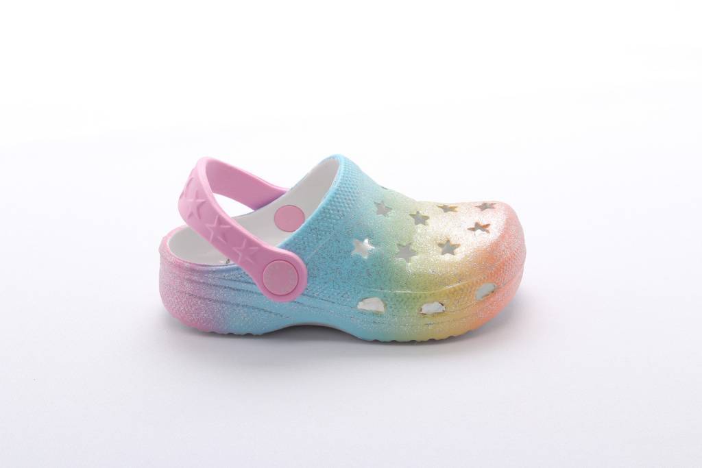 Обувь пляжная